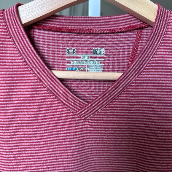 Under Armour Men’s L/S Coldgear Red Shirt Hairline Striped Fitted Stretch Tee L - Picture 7 of 15